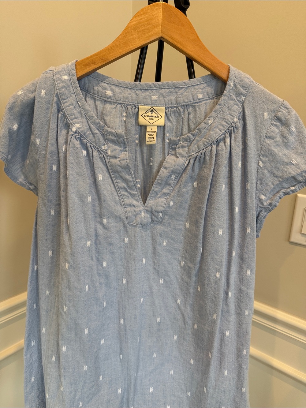 St. John's Bay Light Blue & White Short-Sleeve Tunic Top